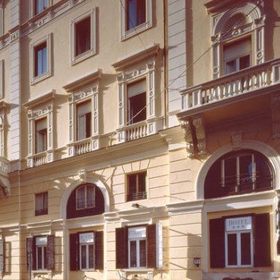 Hotel Embassy 3*