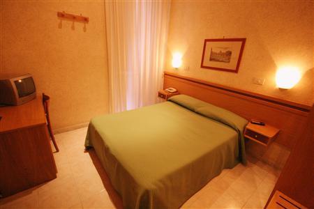 Embassy 3*