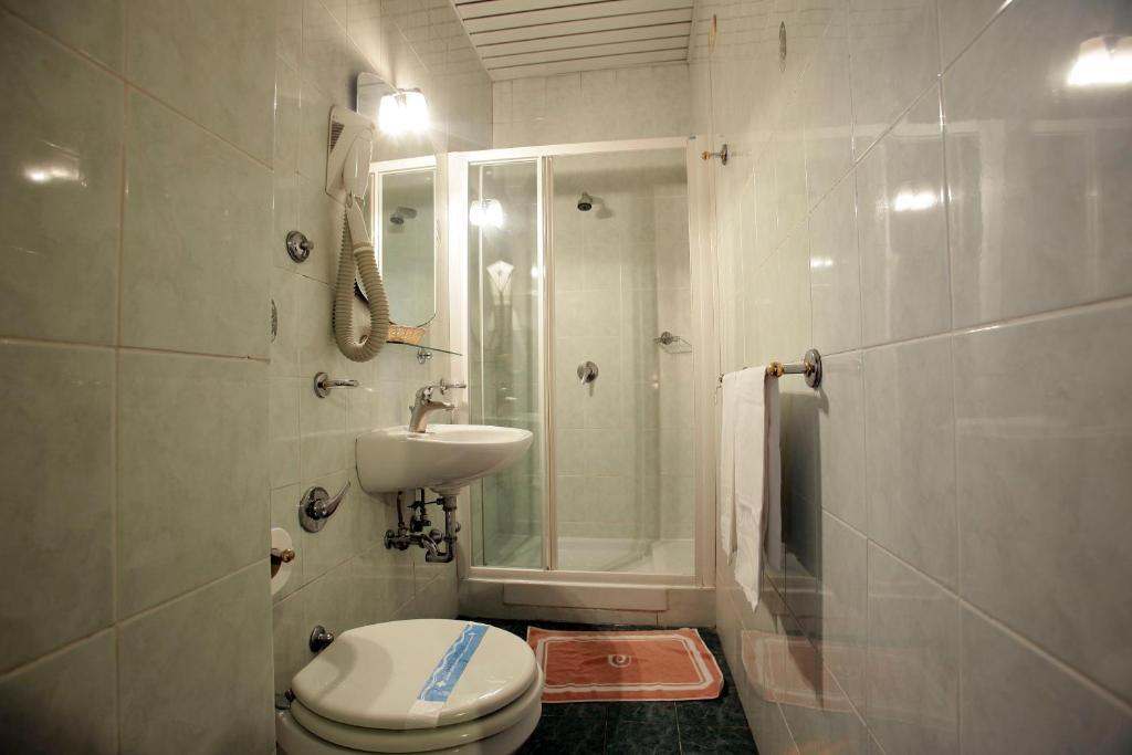 Hotel Embassy 3*